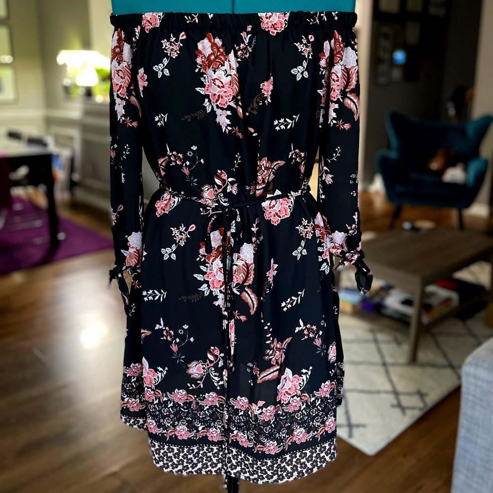 Rue21 Floral Print Off-the-shoulder dress